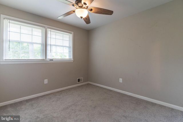 4126 LENOX DR, Fairfax, VA 22032