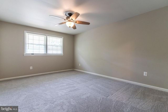 4126 LENOX DR, Fairfax, VA 22032