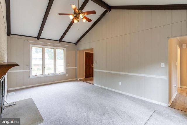 4126 LENOX DR, Fairfax, VA 22032