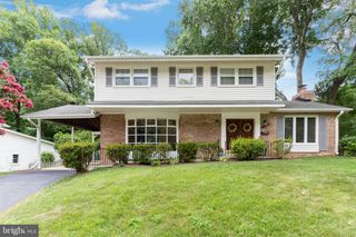 4126 LENOX DR, Fairfax, VA 22032