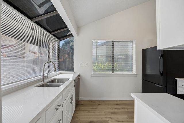 821 Dublin Drive 175, Richardson, TX 75080