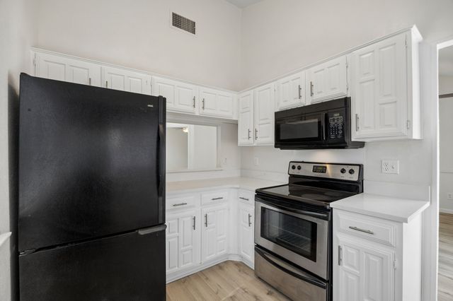 821 Dublin Drive 175, Richardson, TX 75080