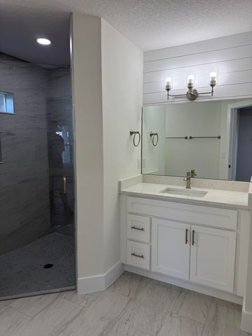 101 Lobelia Rd, St Augustine, FL 32086