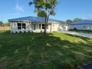 101 Lobelia Rd, St Augustine, FL 32086