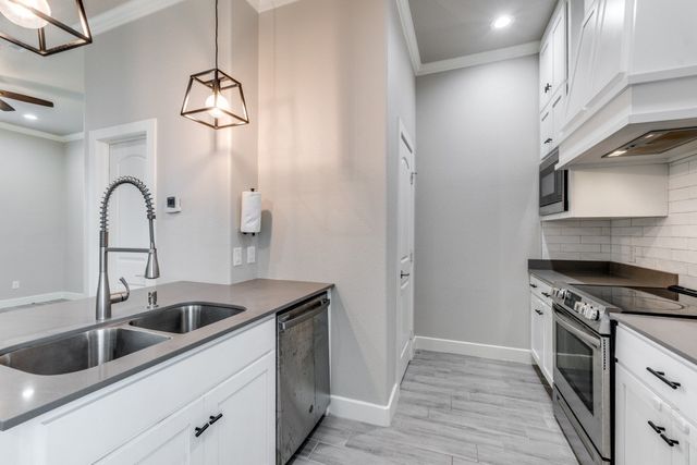 2247 Dorian Place, Dallas, TX 75228