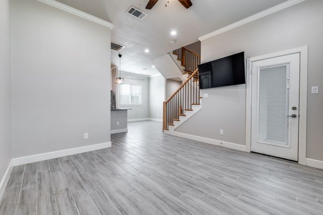 2247 Dorian Place, Dallas, TX 75228