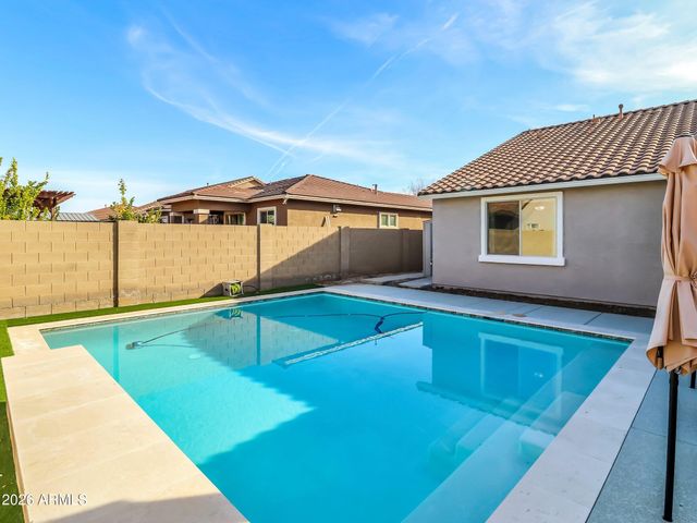 1866 E RAVENSWOOD Drive, Gilbert, AZ 85298
