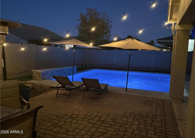 1866 E RAVENSWOOD Drive, Gilbert, AZ 85298