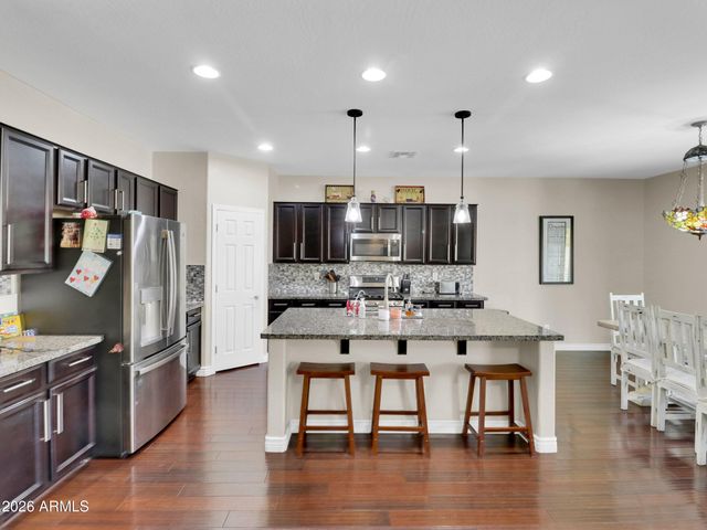 1866 E RAVENSWOOD Drive, Gilbert, AZ 85298