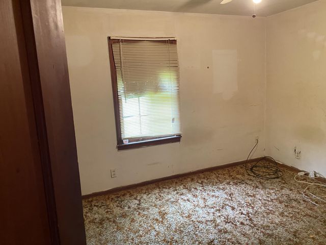 132 Pine Tree Ln, Deridder, LA 70634