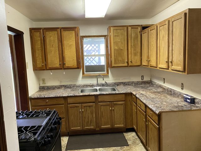 132 Pine Tree Ln, Deridder, LA 70634