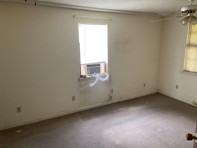 132 Pine Tree Ln, Deridder, LA 70634