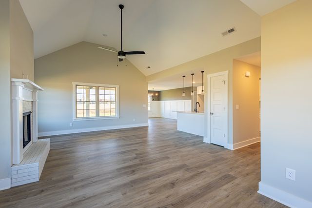 31 Brooklyn Avenue, Manchester, TN 37355