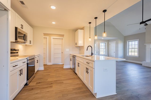 31 Brooklyn Avenue, Manchester, TN 37355