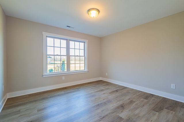 31 Brooklyn Avenue, Manchester, TN 37355