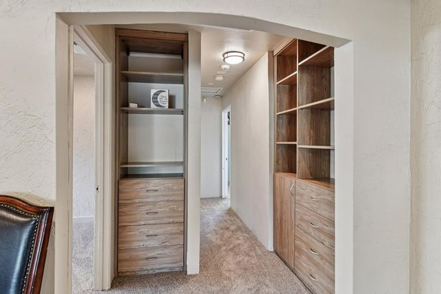 5924 Meghan Way, Sacramento, CA 95842