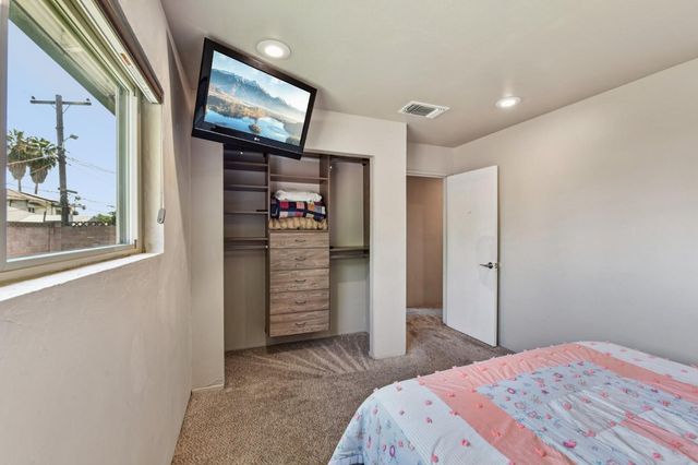 5924 Meghan Way, Sacramento, CA 95842