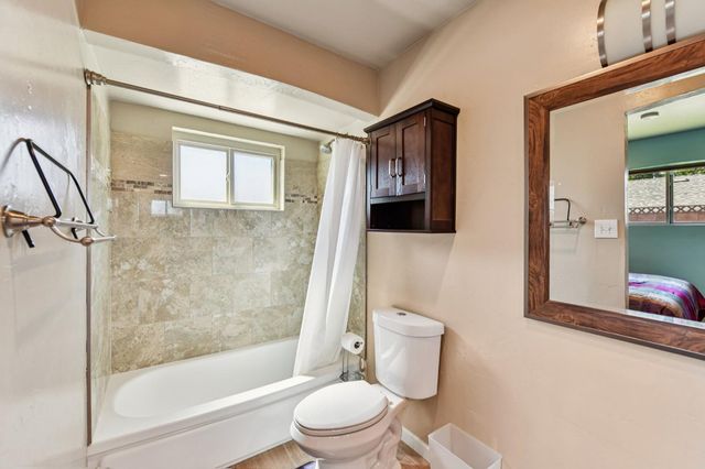 5924 Meghan Way, Sacramento, CA 95842