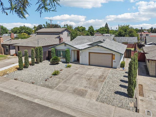 5924 Meghan Way, Sacramento, CA 95842