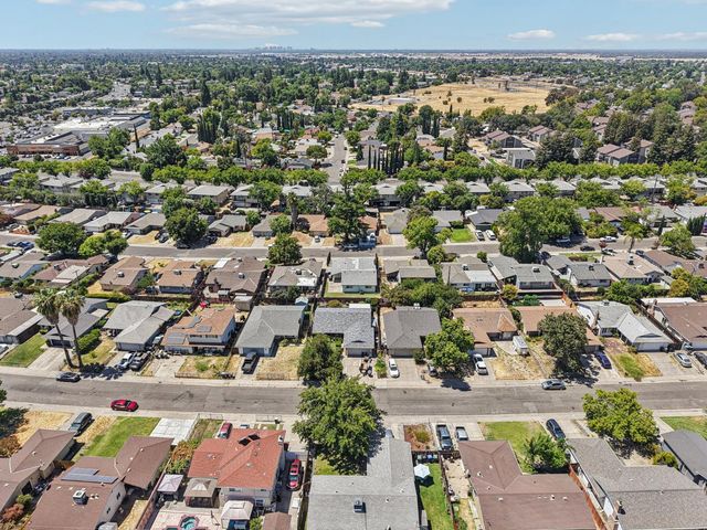 5924 Meghan Way, Sacramento, CA 95842