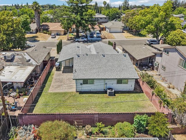 5924 Meghan Way, Sacramento, CA 95842