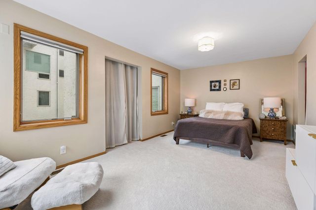 3008 Lake Shore Drive, Minneapolis, MN 55416