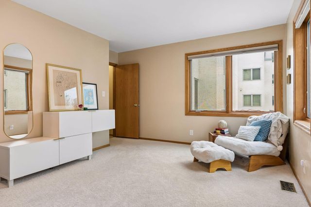 3008 Lake Shore Drive, Minneapolis, MN 55416
