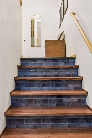 3008 Lake Shore Drive, Minneapolis, MN 55416
