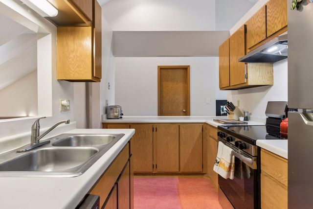 3008 Lake Shore Drive, Minneapolis, MN 55416