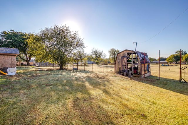 3401 Camaro Drive, Crowley, TX 76036