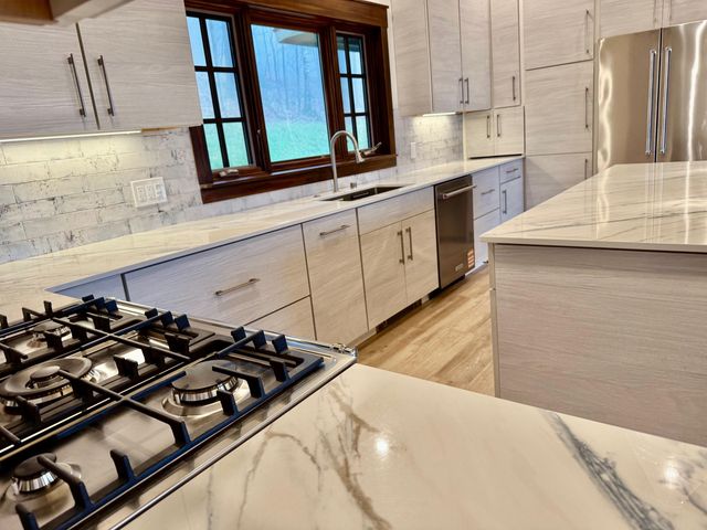 389 upper pinnacle Road, Stowe, VT 05672