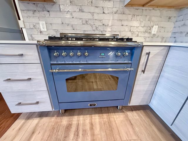 389 upper pinnacle Road, Stowe, VT 05672