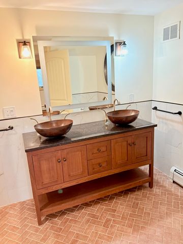 389 upper pinnacle Road, Stowe, VT 05672