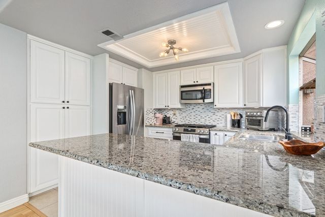 15681 Ladera Vista, Chino Hills, CA 91709