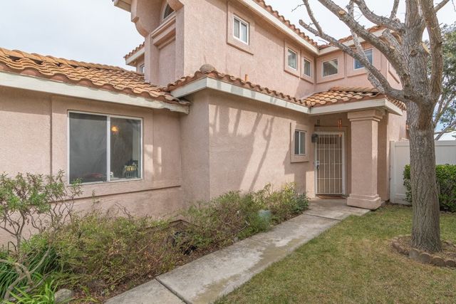 15681 Ladera Vista, Chino Hills, CA 91709