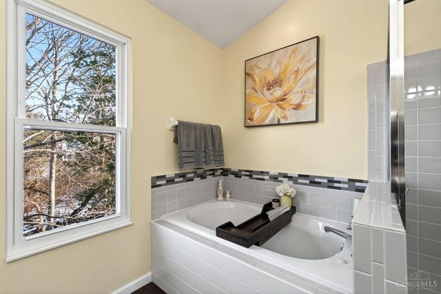 492 Silverwood Farms Drive, Lebanon, OH 45036