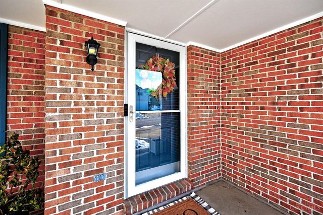 492 Silverwood Farms Drive, Lebanon, OH 45036