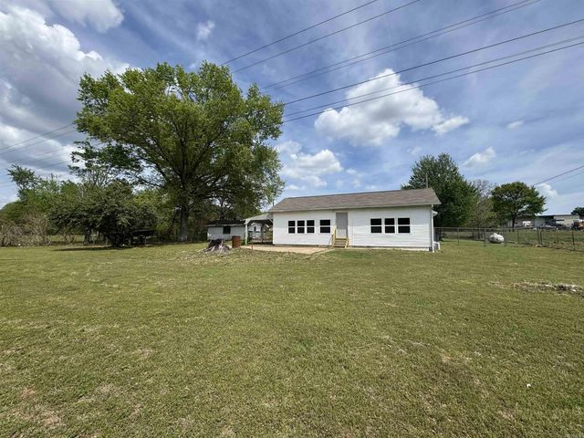 1212 Highway 31, Romance, AR 72136