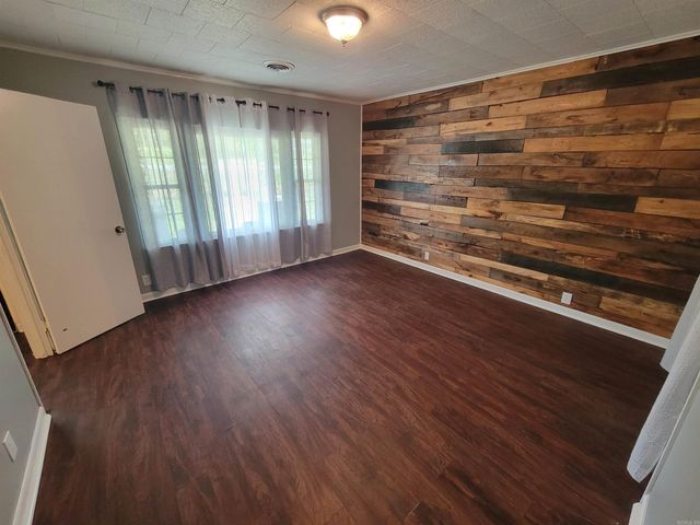 1212 Highway 31, Romance, AR 72136
