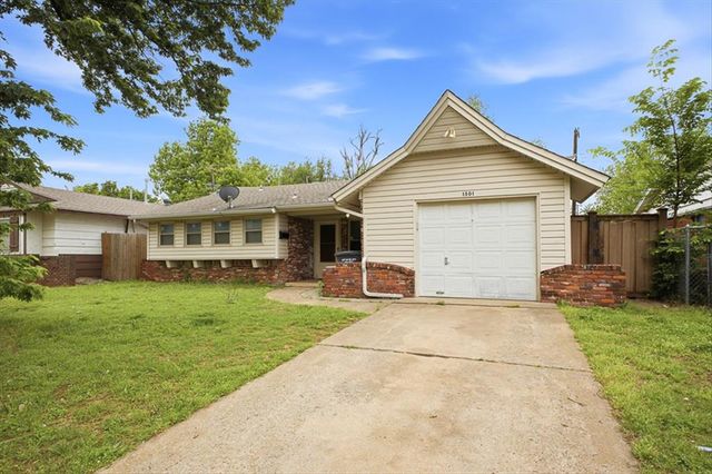 1501 Brookdale Drive, Del City, OK 73115