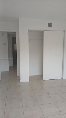 3610 NW 21st Street 313, Lauderdale Lakes, FL 33311
