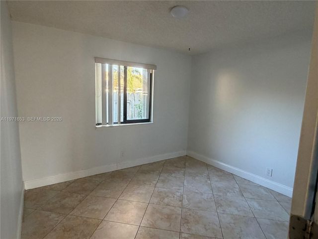 3655 NW 111th Ter, Sunrise, FL 33351