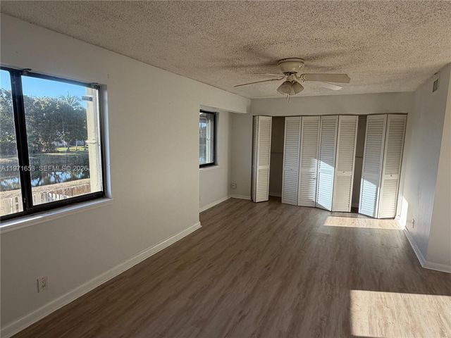 3655 NW 111th Ter, Sunrise, FL 33351