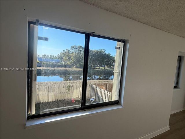 3655 NW 111th Ter, Sunrise, FL 33351