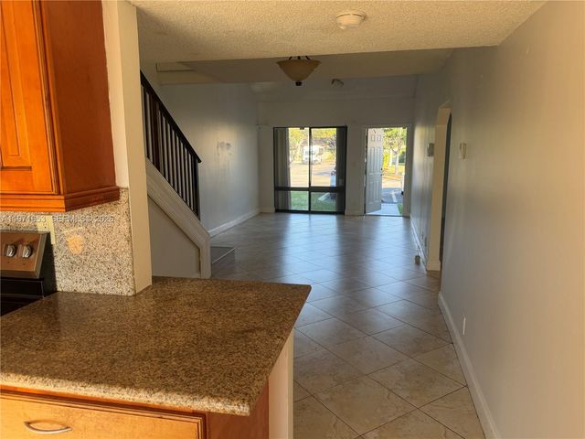 3655 NW 111th Ter, Sunrise, FL 33351