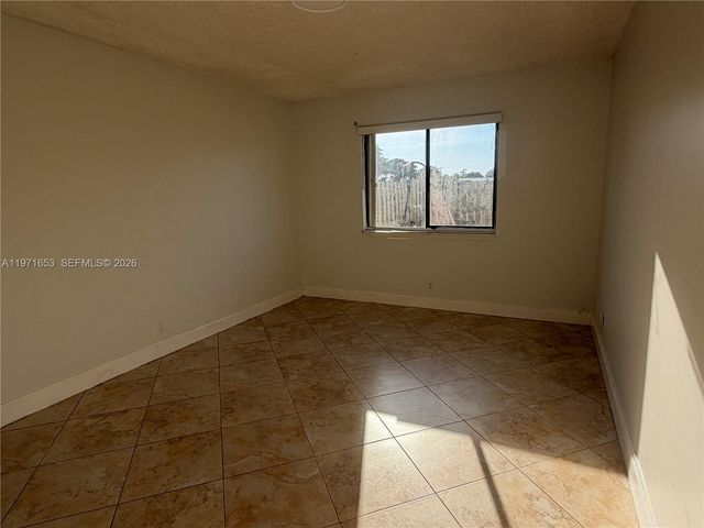 3655 NW 111th Ter, Sunrise, FL 33351