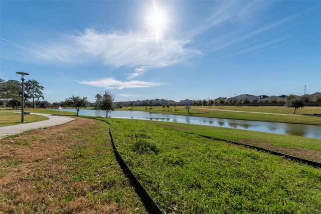 10009 Cloud Mist Drive, Houston, TX 77080