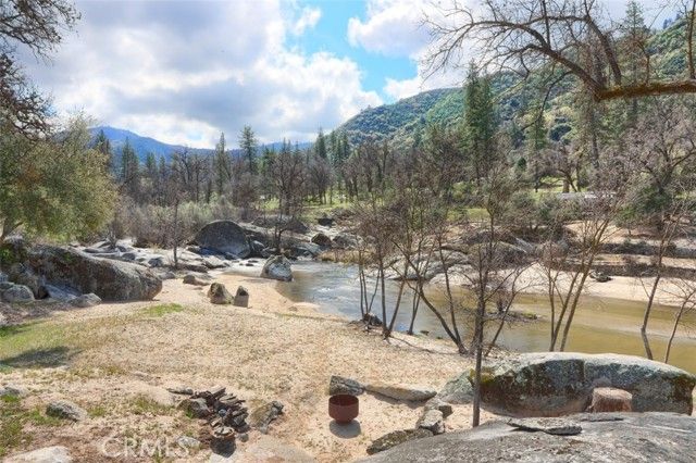 40957 Shandee Lane, Ahwahnee, CA 93601