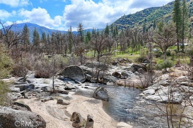 40957 Shandee Lane, Ahwahnee, CA 93601