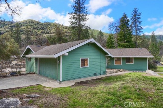 40957 Shandee Lane, Ahwahnee, CA 93601